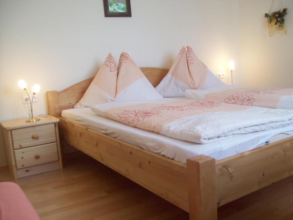 Lindenhof Villa Velden am Wörthersee Dış mekan fotoğraf